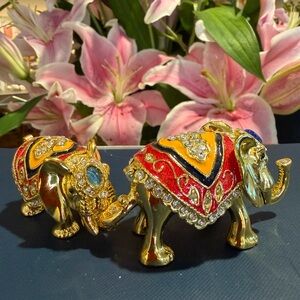 Gold and Red Elephant Figurine Set